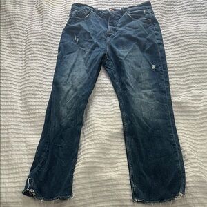 Ankle Cropped Blue Jeans